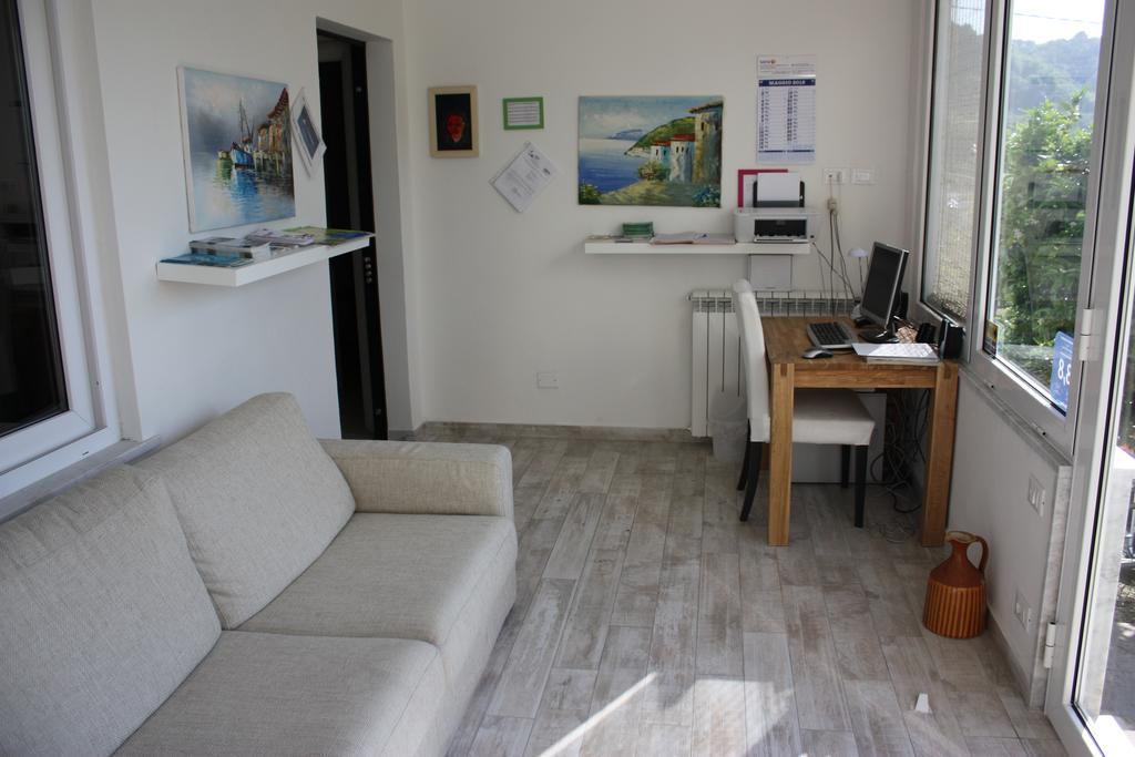 Guest house Holidays' *